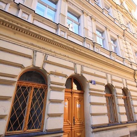 Leo Apartments Old Town Prag Exteriör bild