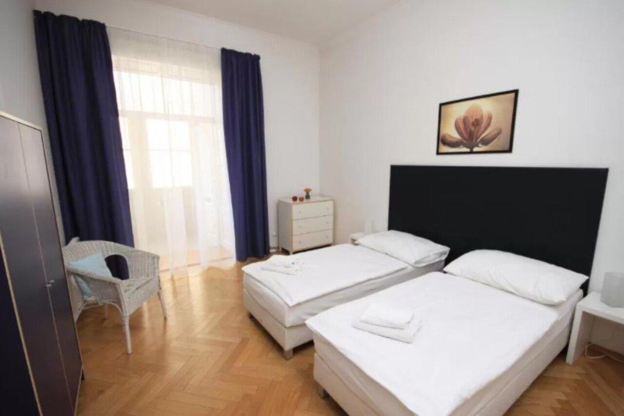 Leo Apartments Old Town Prag Exteriör bild