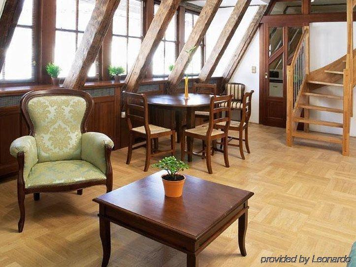 Leo Apartments Old Town Prag Inreriör bild